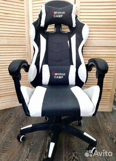 Компьютерное кресло с массажем