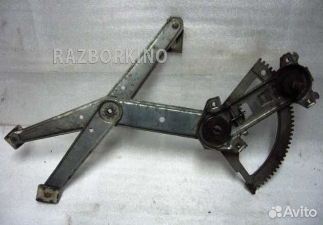 Стеклоподъемник механический передний правый A2017