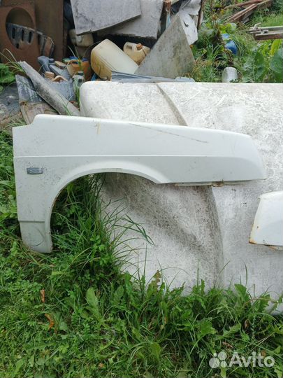 Крылья переднее 2109