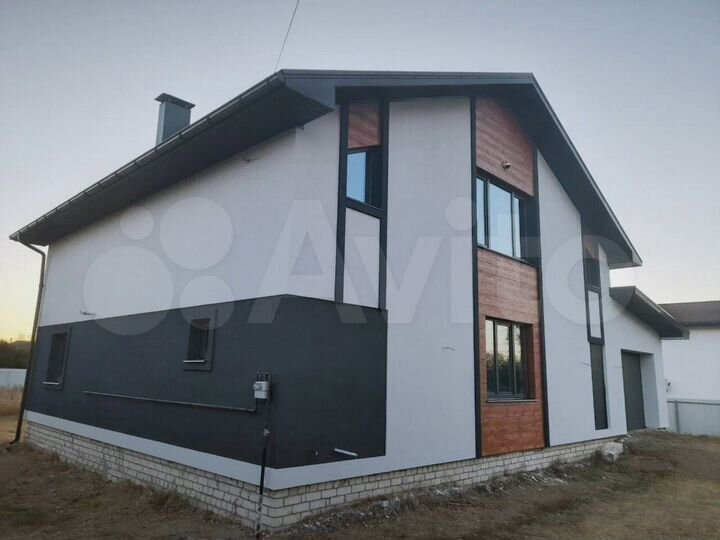 Дом 170 м² на участке 8 сот.