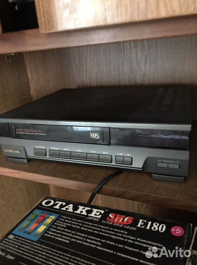 Видеомагнитофон Samsung