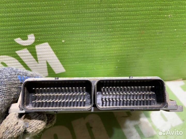 Блок управления двигателем Renault Logan