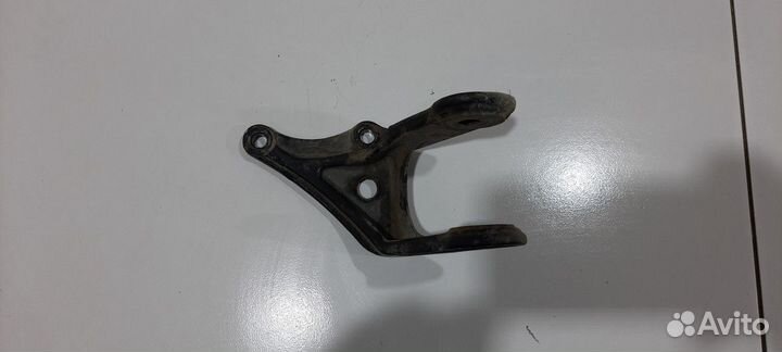 Кронштейн опоры двигателя (Chery Tiggo 5)