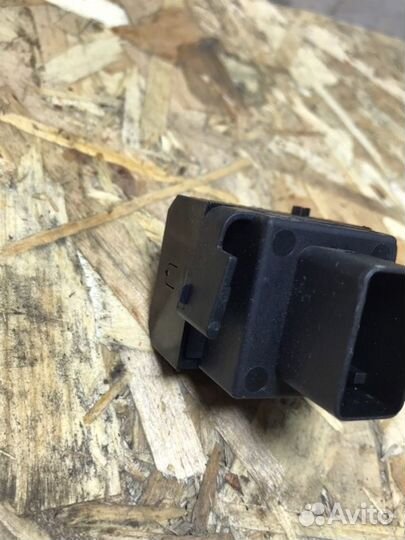 Кнопка корректора фар Volkswagen Transporter T5