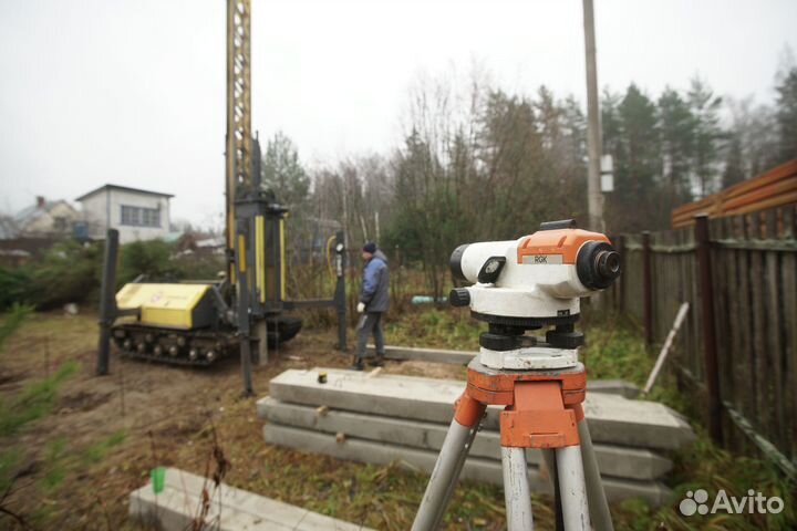 Монтаж свай и фундаментов