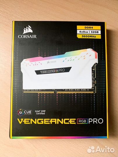 RAM озу Corsair Vengeance RGB Pro 32 Белая