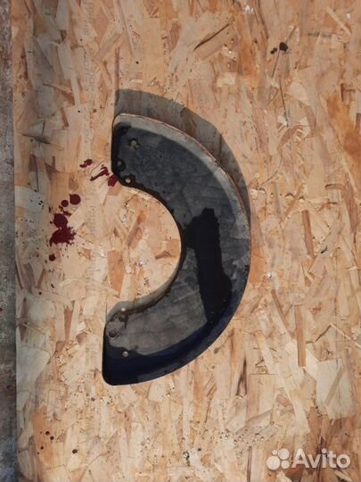 Пыльник тормозного диска Камаз 5490 2018