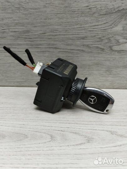 Замок зажигания с ключом Mercedes C-Class W204