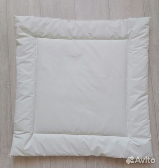 Универсальный матрасик для пеленального стола