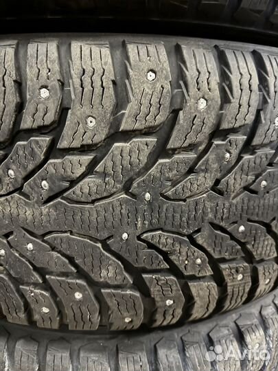 Nokian Tyres Hakkapeliitta 9 SUV 285/45 R22