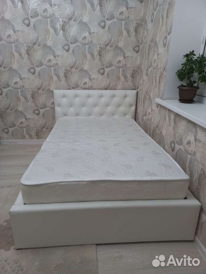Кровать белая барселона