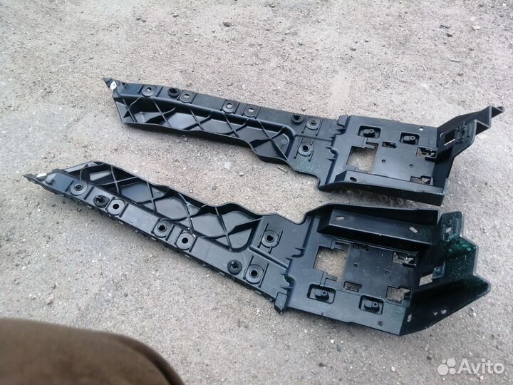 Кронштейн заднего бампера Range Rover Sport 2 L494