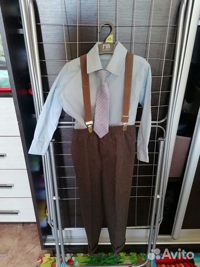 Продам костюм на мальчика в идеальном состоянии