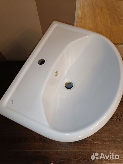 Тумба с раковиной на 55