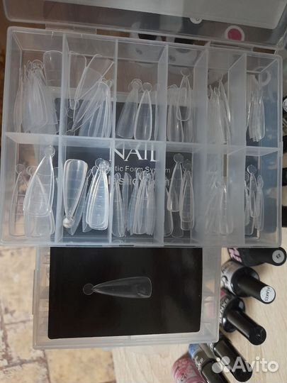 Гелевые типсы и верхние формы для наращивания