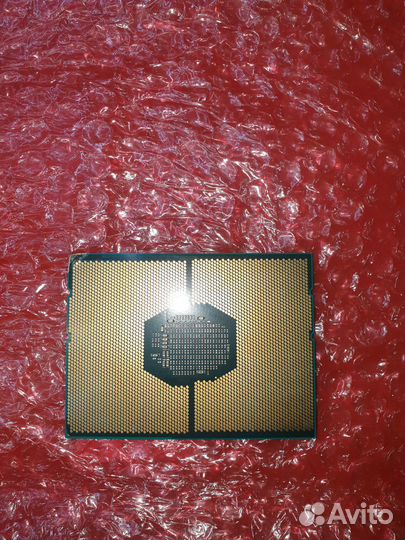 Процессор Intel Xeon Gold 6242R