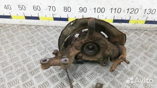 Ступица передняя правая toyota auris E150 (3NI08N9