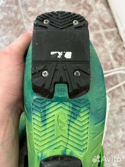 Горные лыжи, шлем, крепления