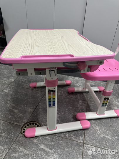 Растущая парта и стул