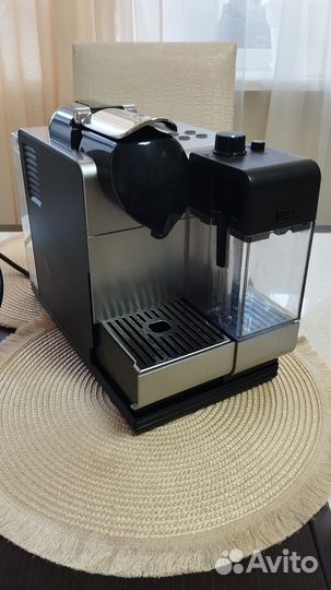 Кофемашина Delonghi EN520.S Nespresso Lattissima