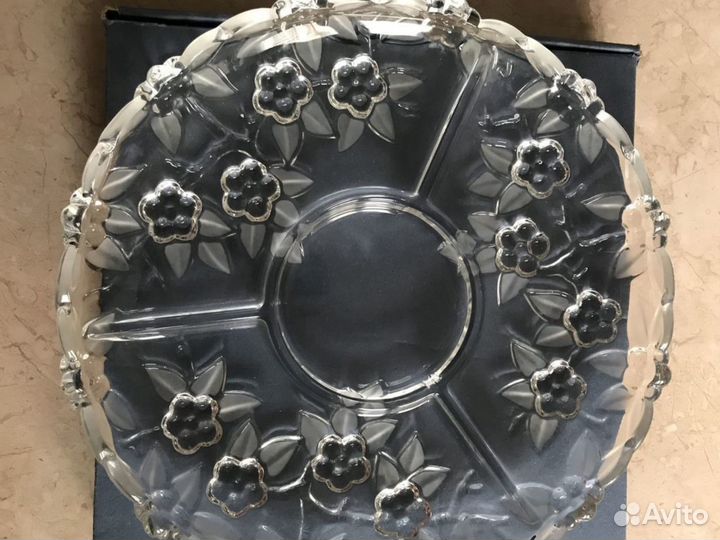 Менажница 3-х секционная (Чехия) новая