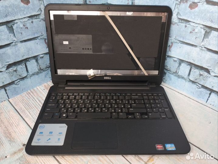 Ноутбук Dell на i3 на запчасти