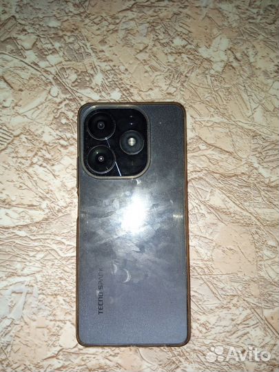 Tehno spark 10 pro