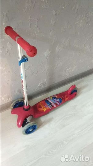 Самокат детский трехколесный