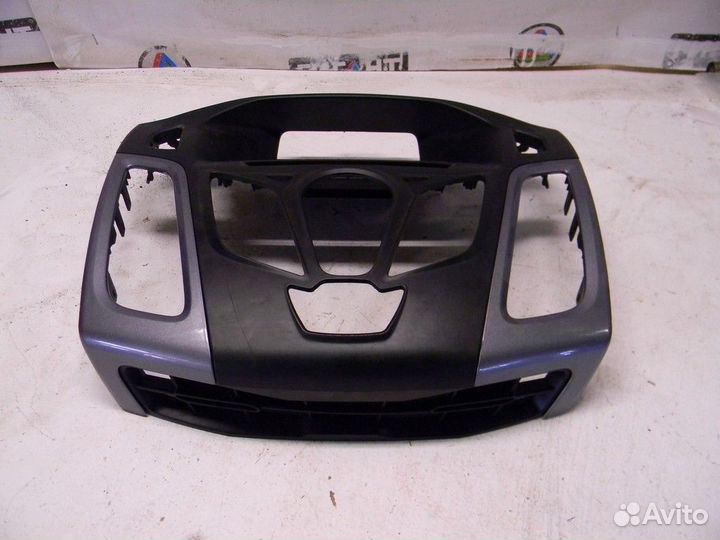 Накладка декоративная Focus III 2011