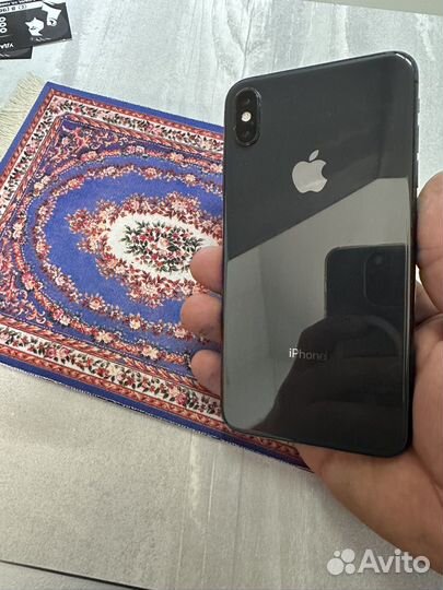 iPhone xs max 64gb
