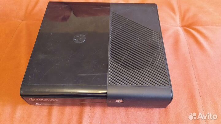 Xbox 360 e