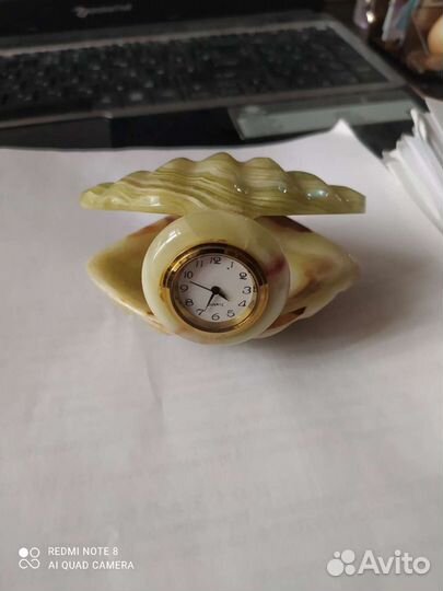 Настольные часы