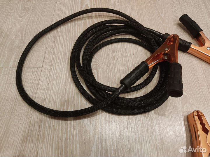 Силовые провода для прикуривания автомобиля