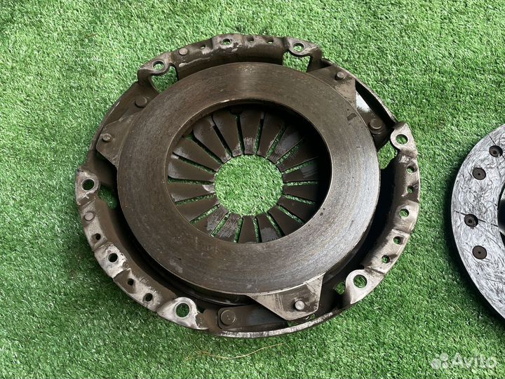 Корзина сцепления Nissan