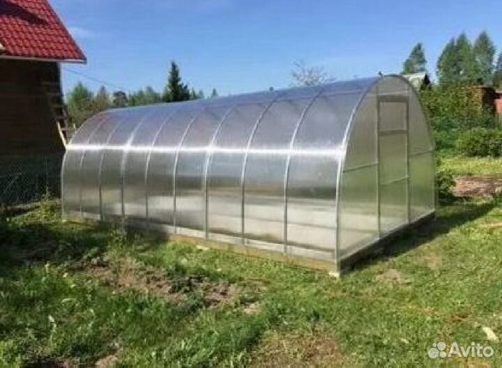 Теплица с поликарбонатом