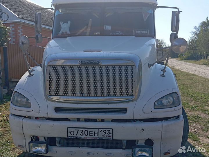 Freightliner Columbia, 2003