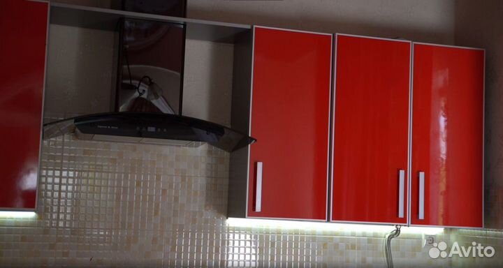 Подсветка гарнитура собственного производства