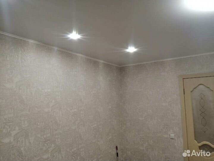 Поклейка обоев