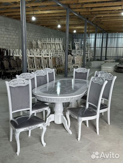 Столы и стулья новые