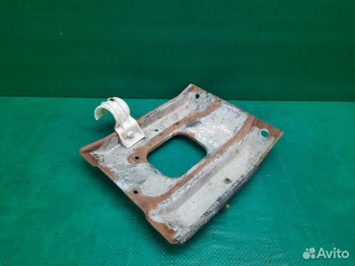 Кронштейн акб Лада Гранта седан 11186 2018