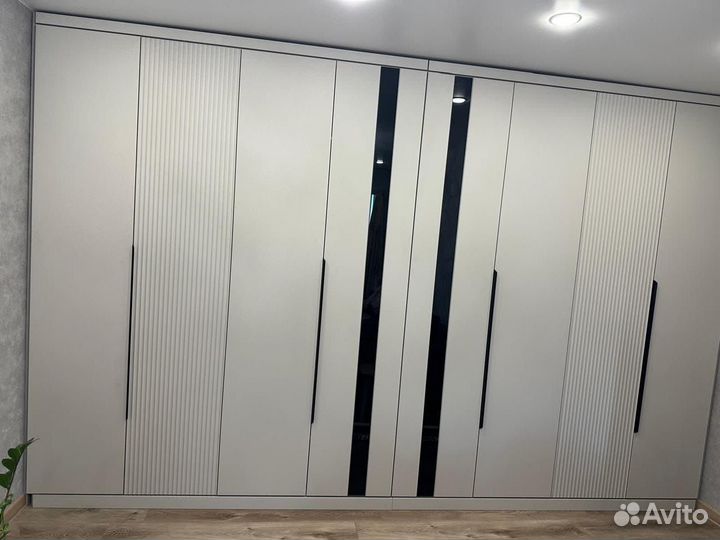Шкаф распашной в рассрочку