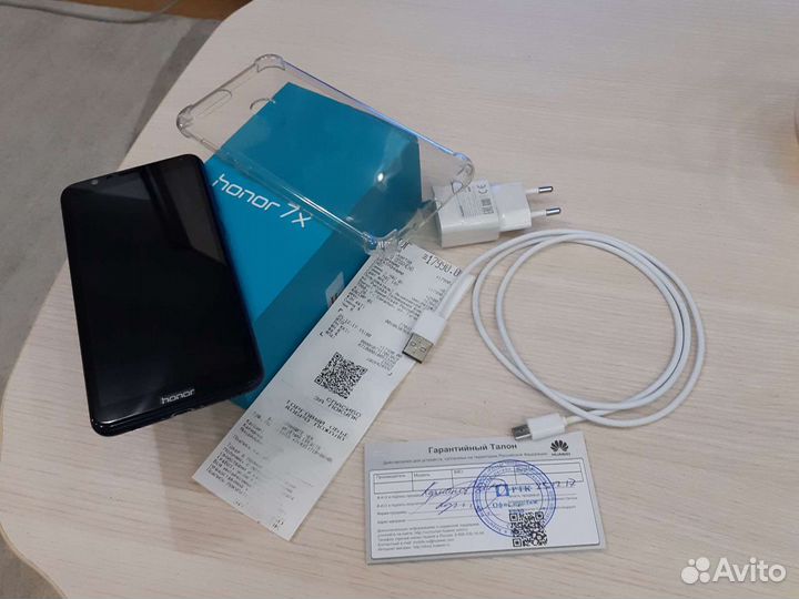 HONOR 7X, 4/64 ГБ