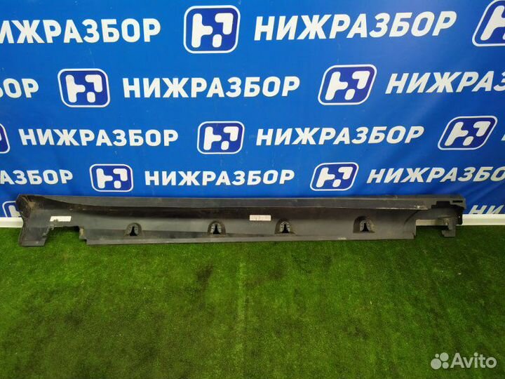 Накладка на порог (наружная) левая Mercedes Gle