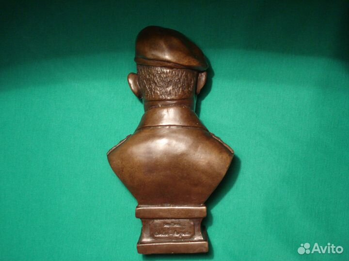 Венесуэла Десантник Президент Уго Чавес Бронза 19