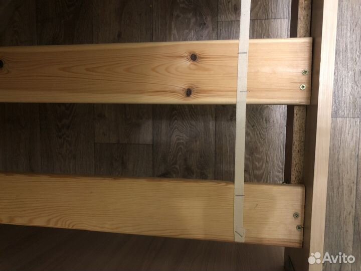 Кровать односпальная