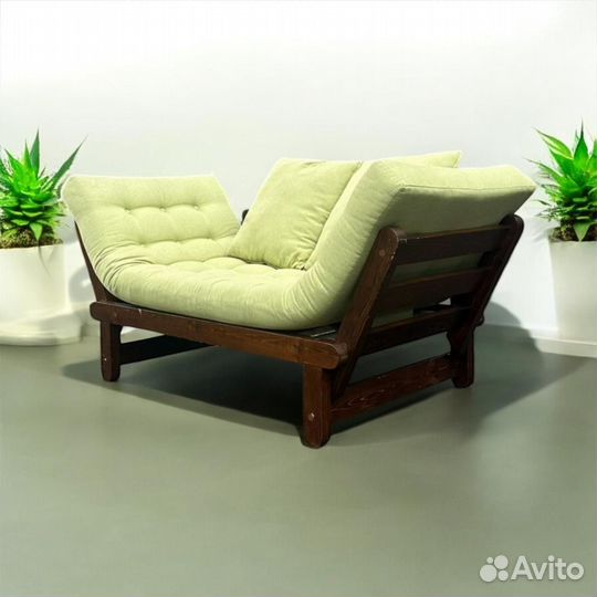 Диванчик кушетка массив