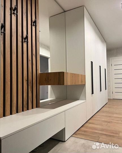 Шкаф в прихожую