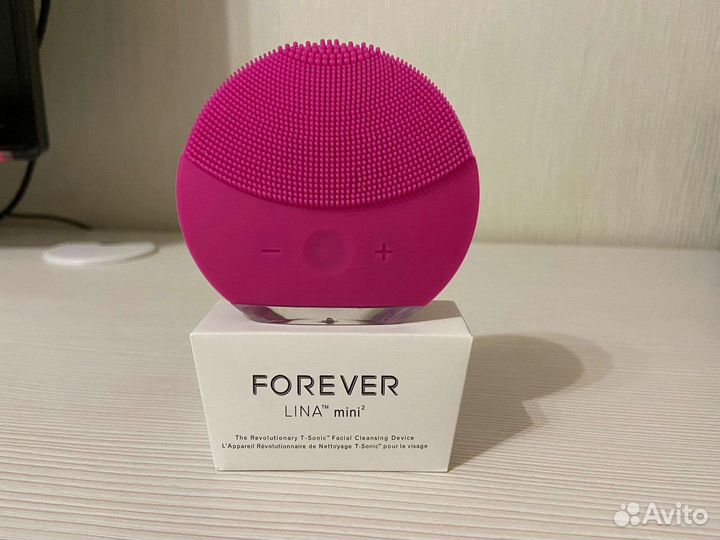 Очищающая электрическая щеточка для лица