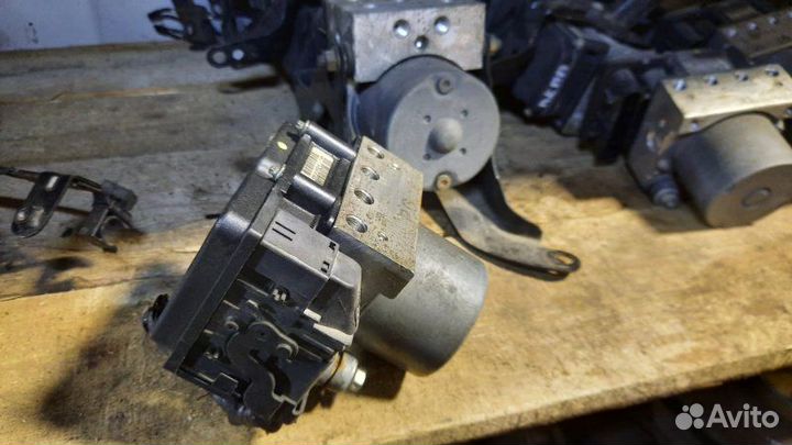 Блок управления abs Subaru Impreza Wrx Sti