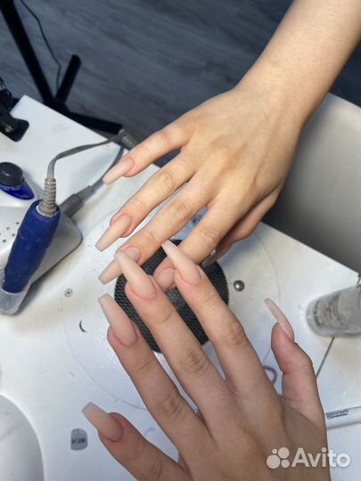 Маникюр наращивание